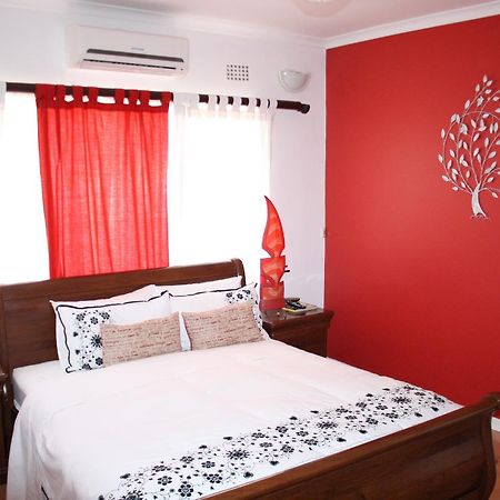 Sunflower Court Bed And Breakfast Gaborone Exteriér fotografie