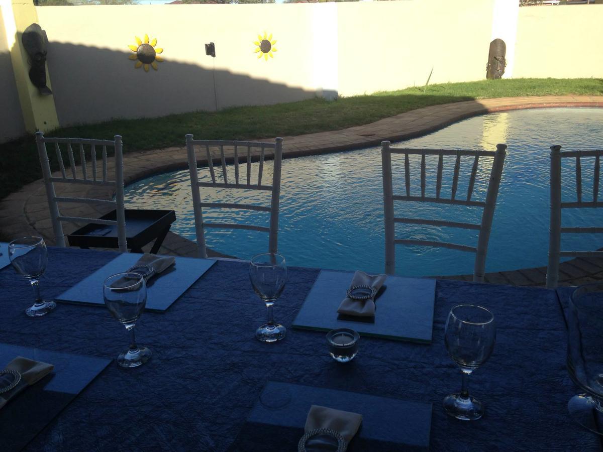 Sunflower Court Bed And Breakfast Gaborone Exteriér fotografie